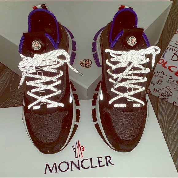 Moncler shoe - Picture 1 of 2